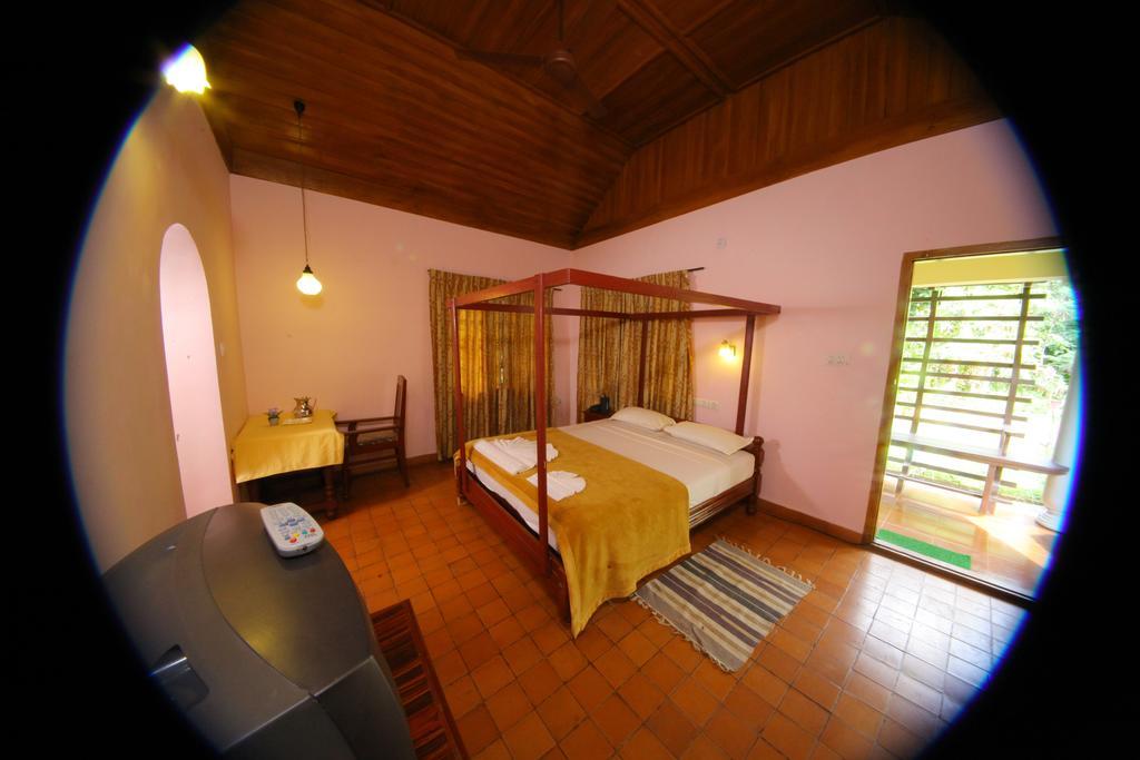 Athreya Ayureveda Centre Hotel กัตตะยัม ห้อง รูปภาพ